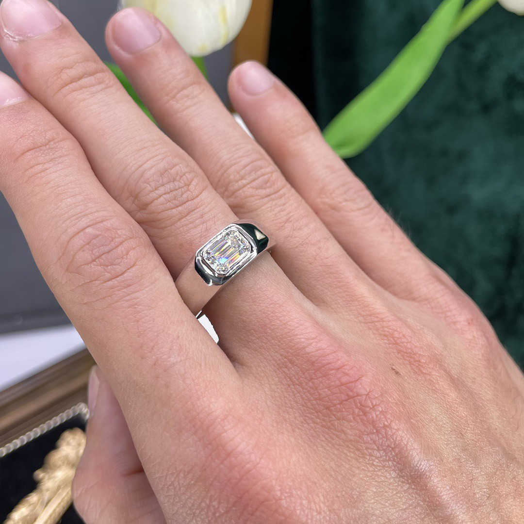 澄一S925银T家同款祖母绿切5*7mm莫桑1克拉男戒订婚戒指赠刻字图片
