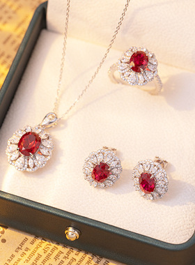 澄一珠宝・S925银镶嵌2克拉鸽血红培育红宝石套装椭圆戒指送妈妈