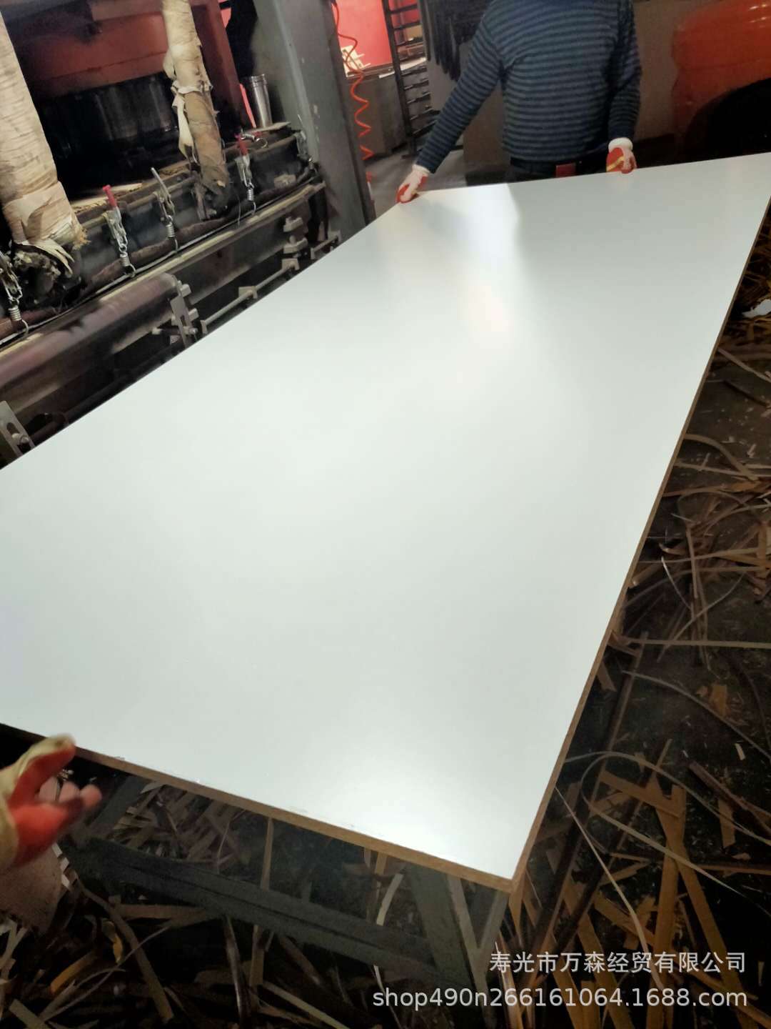 三聚氰胺家具板  双贴暖白多层板 杨桉木胶合板贴面板家具 橱柜等