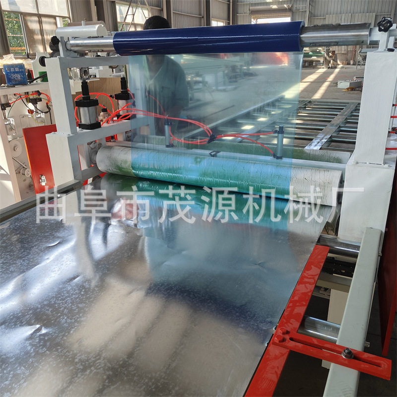 PVC面板加温覆膜机 不锈钢板双面贴保护膜覆膜机金属铝型材贴膜机