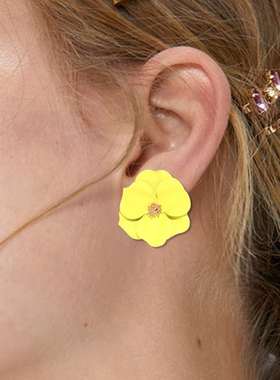 Fashion accessories simple exaggeration fashion personality