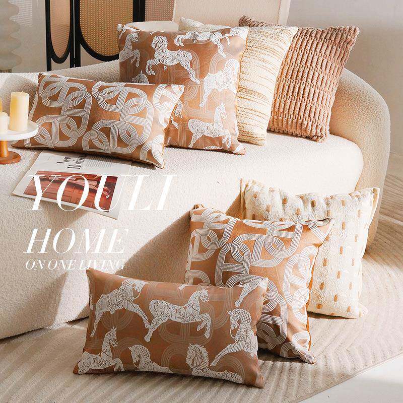法式马匹棕色高级感抱枕套飘窗客厅沙发轻奢腰靠枕床头靠垫含芯