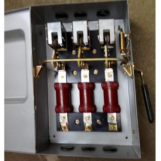 HH11 HH12 HH3 HH4 HH4P系列负荷开关 HH3-300A 400A 铁壳开关