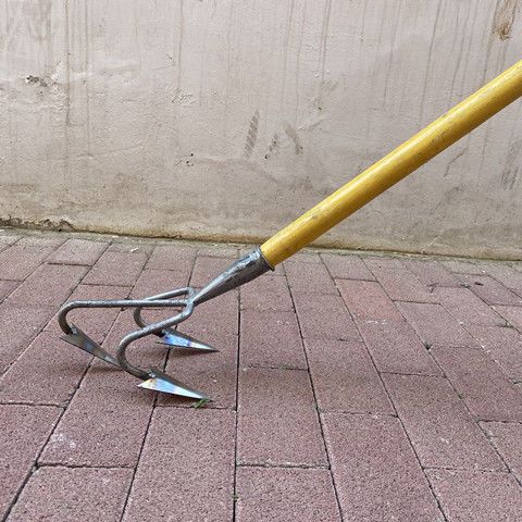 松土翻地除草纯手工耙子种菜开荒三齿四齿耙子农用翻土工具