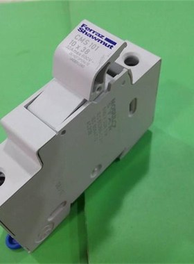 CMS1031 卡式保险丝轨底座 Ferraz Shawmt 法国罗兰10X8 3A690u2V