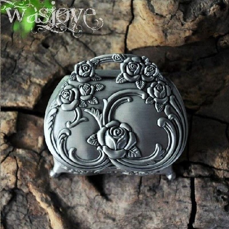 European retro  Jewelry Case Trinket Box alloy metal Rings