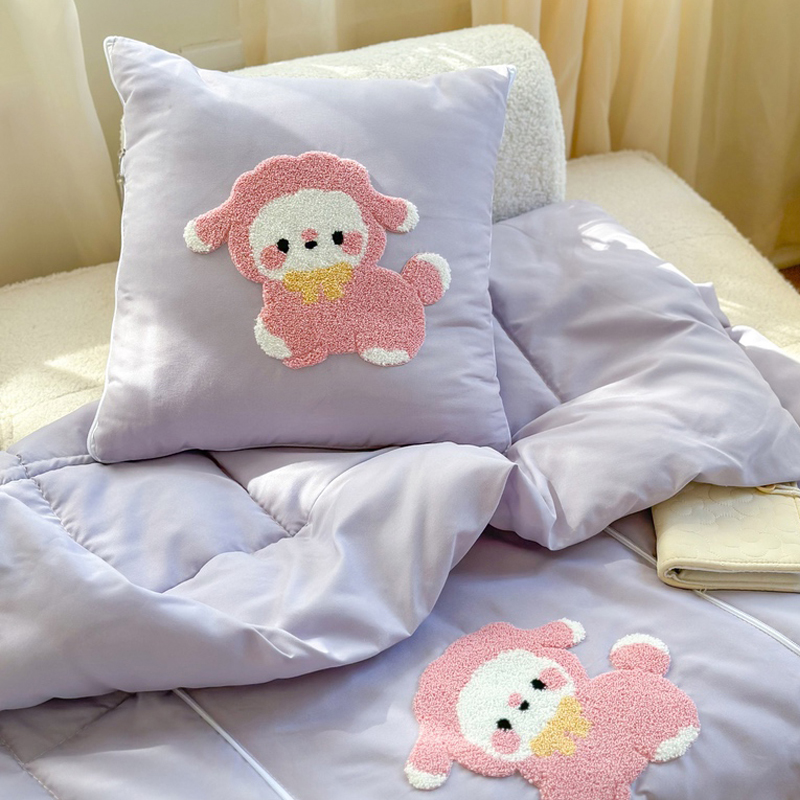 抱枕被子两用午睡枕头空调薄被子汽车载靠枕垫办公室摺叠毯二合一