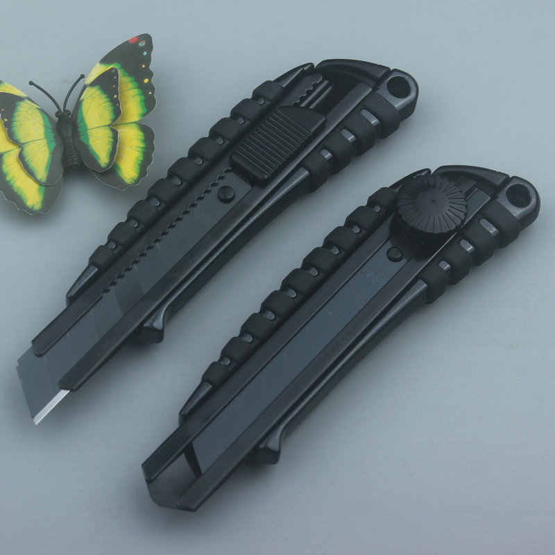 日本原装进口NT Cutter美工刀大号金属手柄嵌防滑软胶有重感安全