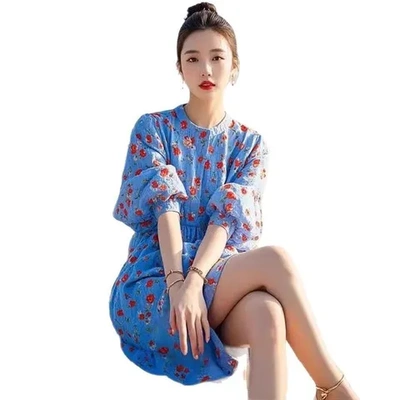 连衣裙气质碎花小个子裙子蓝色复古茶歇绝美女度假春季桔梗法式风