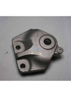 GS7T-39-061F适用于马自达M6RY机脚胶支架RATM