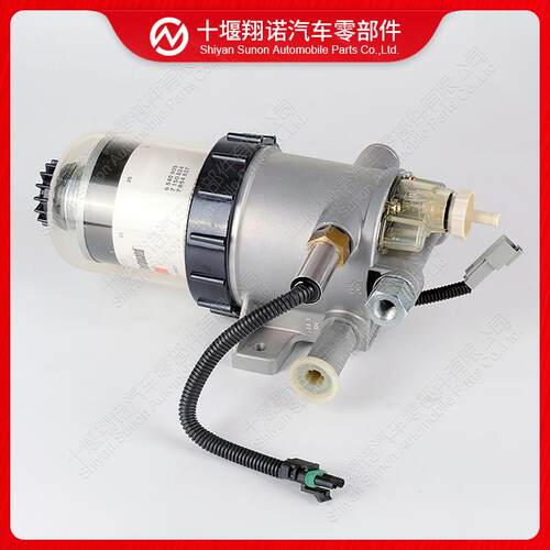 康明斯工程机械发动机油水分离器总成FH236