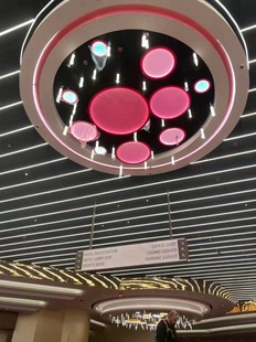 2022年炫彩吊顶亚克力灯装饰 大型活动布置现场吊饰