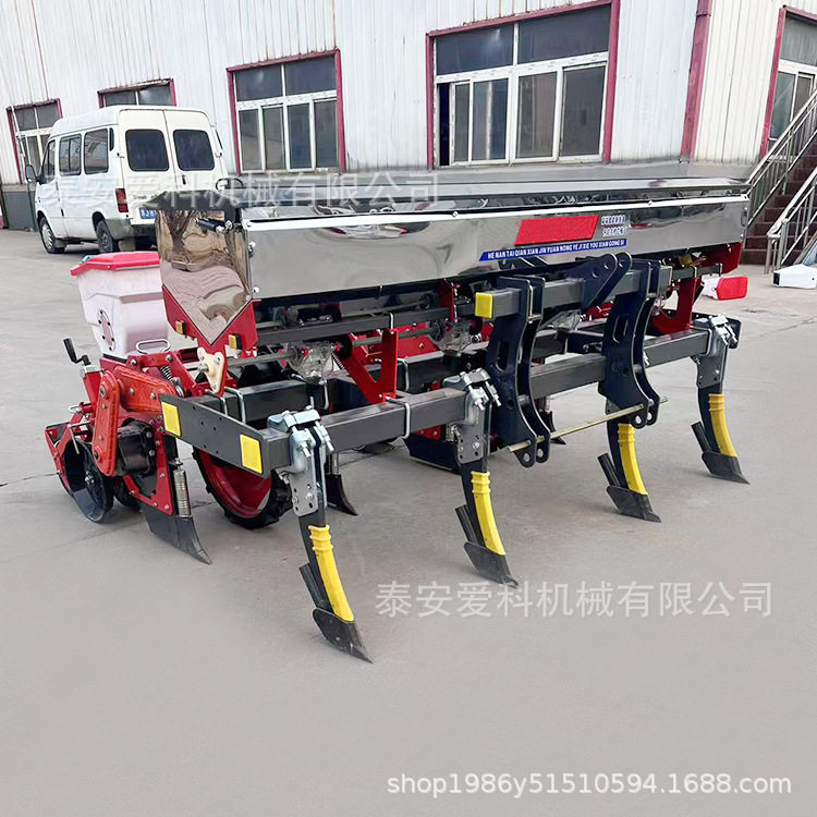 四轮车带苞米大豆精播机悬浮款防拉弯腿子种肥同施免耕将腿种棒子