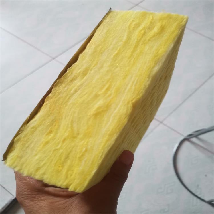 厂家批发离心玻璃棉价格防火难燃玻璃棉卷毡隔音隔热保温棉