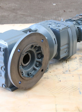 硬齿面减速电机 KAF37-12-4KW冶金机械用斜齿轮减速机