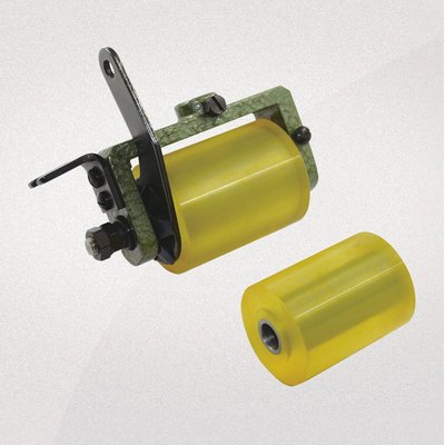 72808关西KANSAI多针机1404橡胶后拖轮REAR PULLER ATTACHMENT