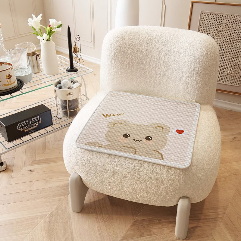 卡通可爱夏季冰丝坐垫办公室椅垫屁股垫夏天透气防滑凉席垫椅子垫