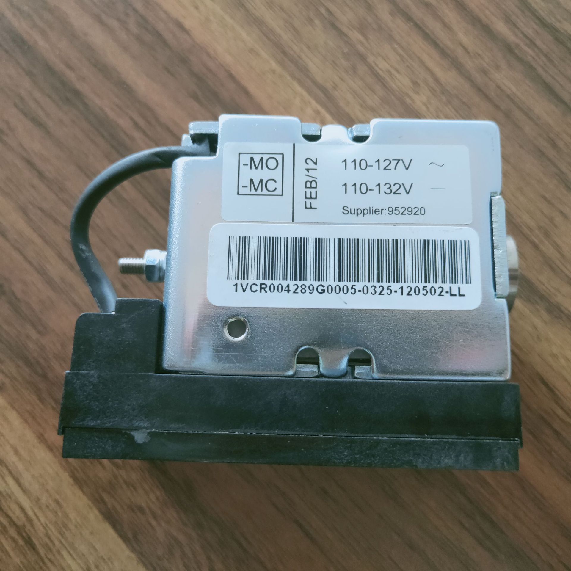 1VCR004291G0005合闸线圈MC合闸脱扣器110VDC/AC MC  VD4合闸线圈