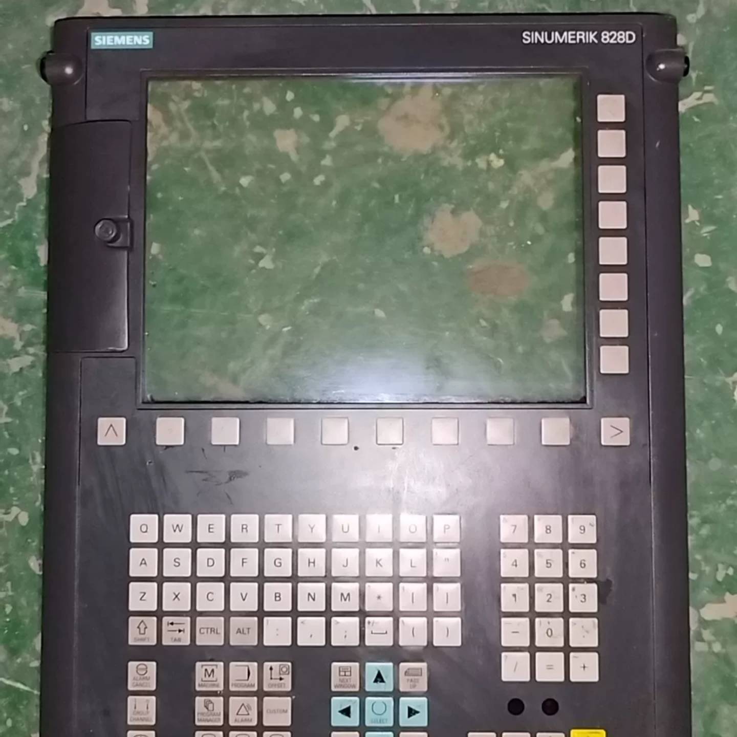 可维修西门子828D系统面板 正品 包好议价议价