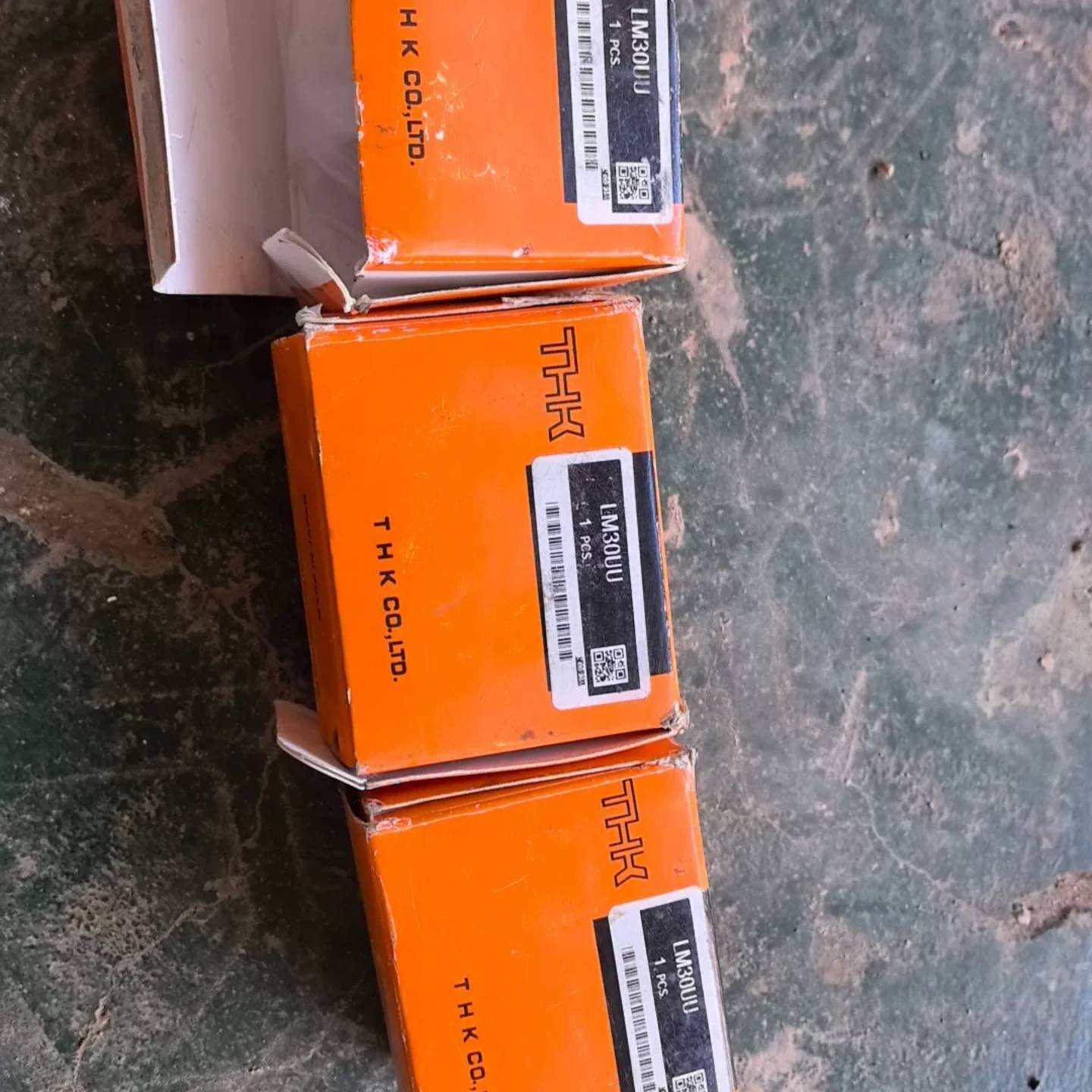可维修THK直线轴承LM30UU正品 成色还可以 带议价