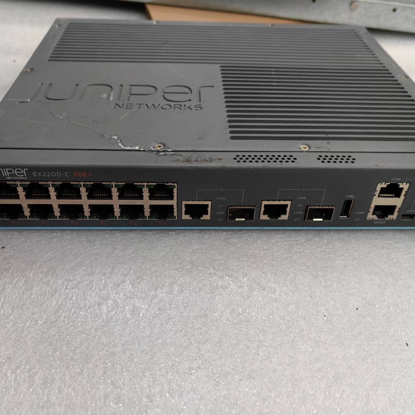 可维修juniper 瞻博交换机 EX2200-C-12P-2G议价