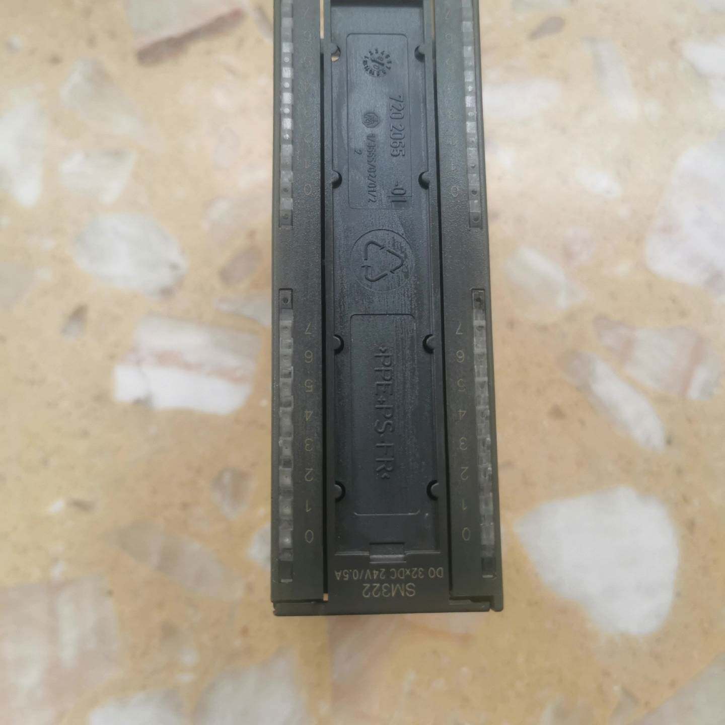 可维修西门子模块6ES7322-1BL00-0AA0,成色很好