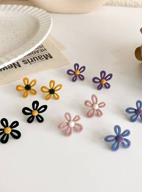 -Autumn and winter new retro sweet all-match flocking geomet