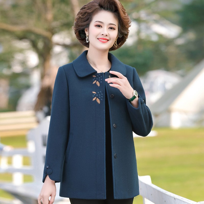 速发中老年人春装毛呢外套新款宽松妈呢装春秋短款洋气高贵妈子大