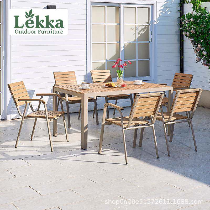 工厂直销户外庭院桌椅全套日晒雨淋露台家具室外阳台防水塑木桌椅