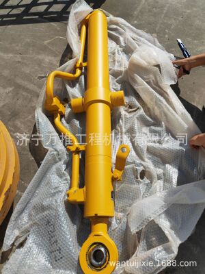 推土机SD16 TY160   铲刀提升油缸 16Y-62-05000  16Y-62-06000