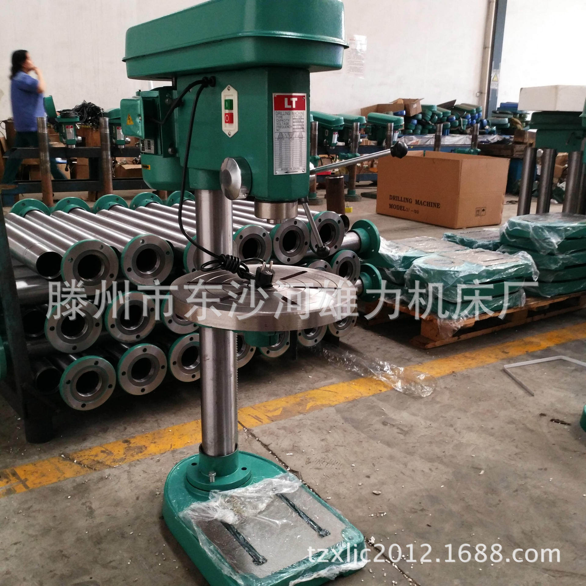 LT-16鲁南工业台钻 16mm台式钻床 轻型打孔机