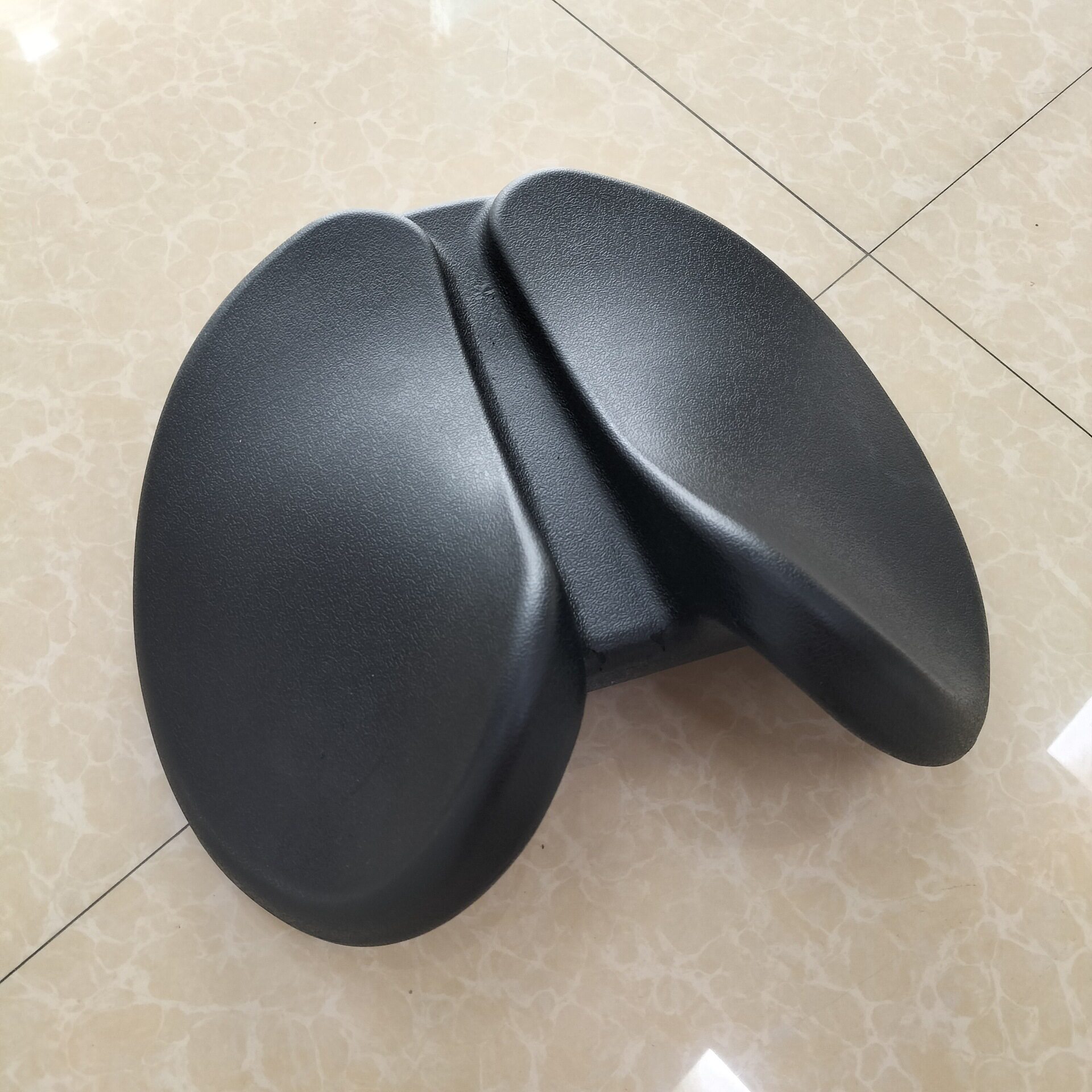 PU发泡自结皮马鞍椅面马鞍椅座垫马鞍酒吧椅坐垫转椅坐垫师傅凳坐