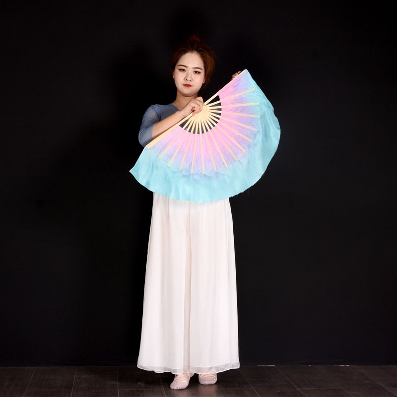 真丝舞蹈扇子双面大红渐变胶州秧歌扇古典广场舞运动会方阵表演扇