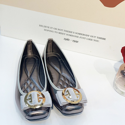 2020 summer square head flat shoes round buckle comfortable