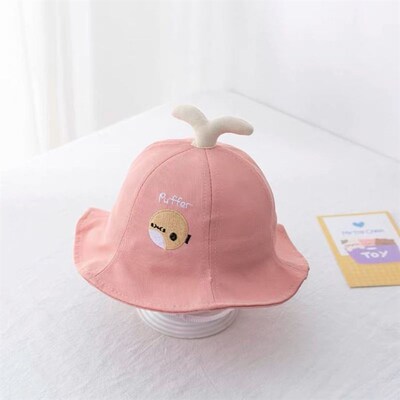 There is a kind of handsome hat shop baby fisherman hat suns