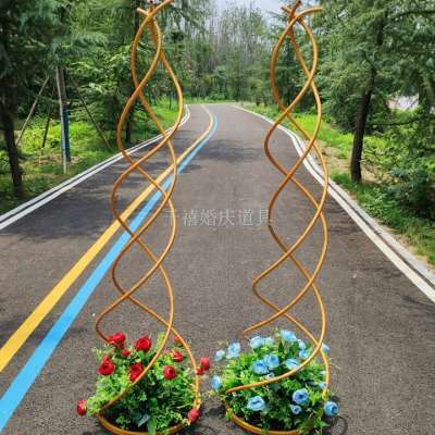 2019新款路引摆件婚庆背景装饰T台几何路引S型花架路引婚礼布置