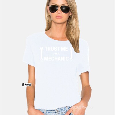 Mens TRUST ME Im A MECHANIC T Shirt  Funny Car Enthusiast T