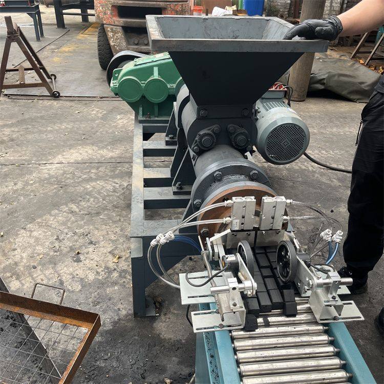 全自动煤棒机 碳粉成型机 牛粪制棒机 六角形碳棒空心碳加工设备,农机/农具/农膜,林业机械,淘宝优惠券,粉丝福利购,淘宝优惠卷