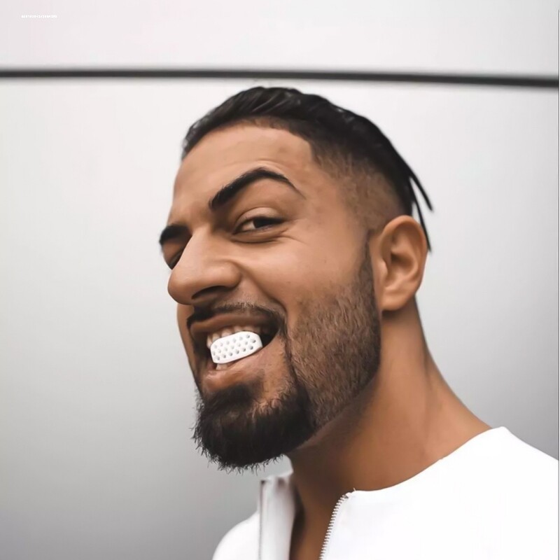 【瘦脸神器】咬肌球按摩器 下颚线提升 紧致轮廓 双下巴消除