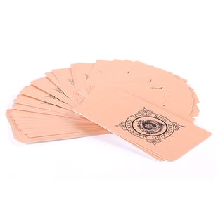 超薄肉色魔术扑克纸牌空手出牌双手瞬间变牌近景舞台魔术道具