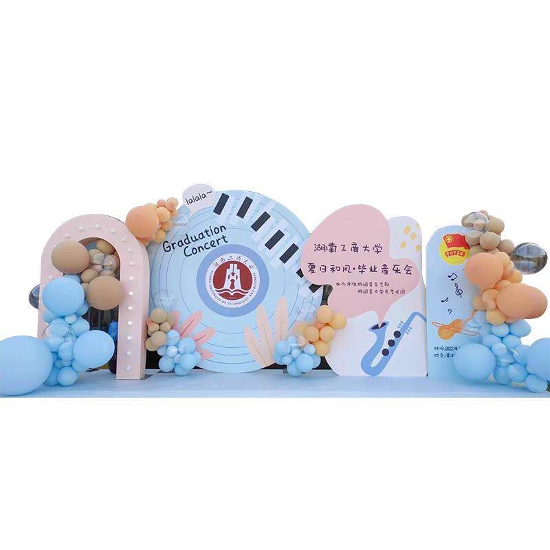 音乐会主题幼儿背园舞布置HAW装饰场台景钢琴小提琴文艺奏景墙演K