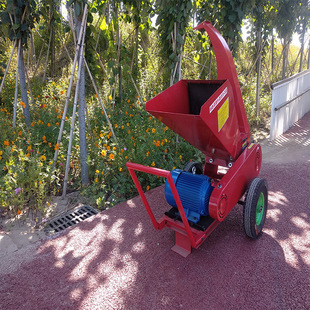 供应多用途树枝粉碎机 小型果园卧式碎木机家用汽油树枝粉碎机