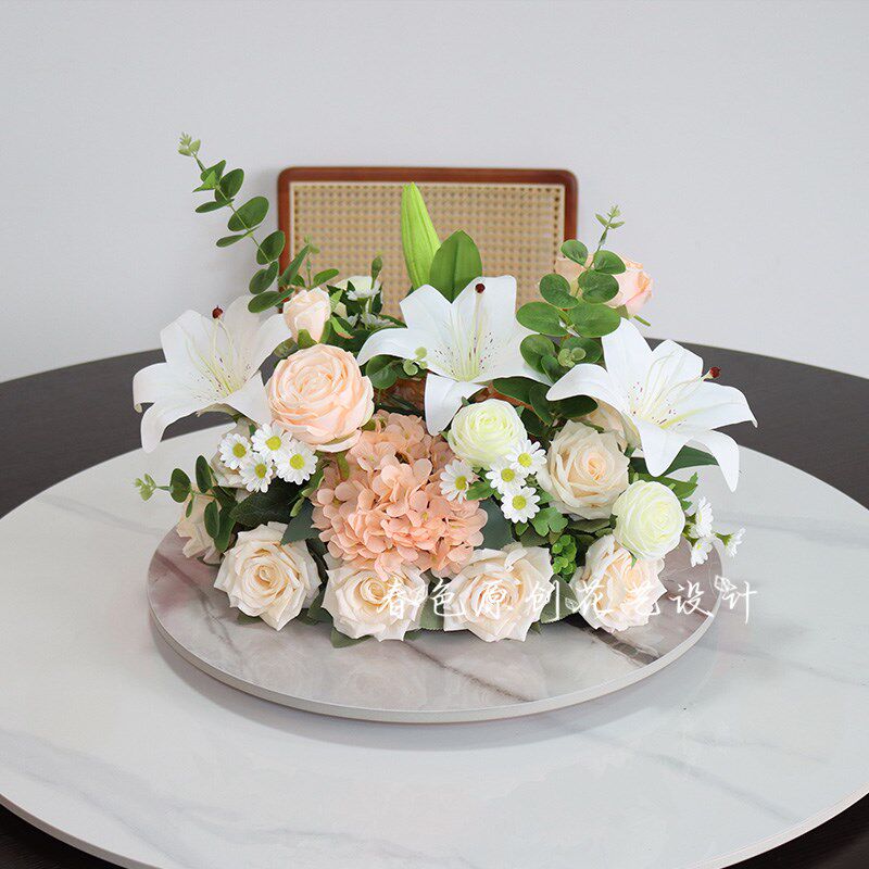 酒店圆桌中间摆花百合玫瑰仿w真花装饰花饭店餐桌转盘桌面摆设花