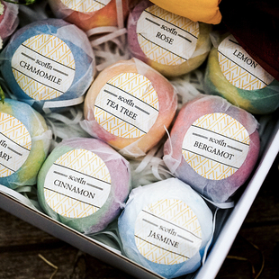 精油浴盐球爆炸球泡澡球沐s浴球足浴球滋润气泡弹70克12个礼品套