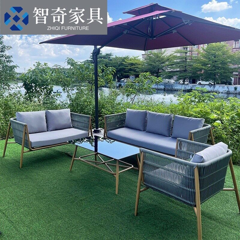 户外仿木铝合金桌椅防水防晒