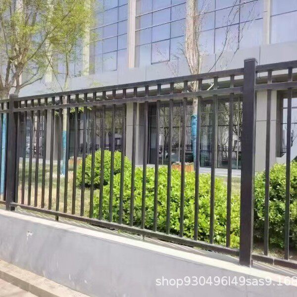 工厂锌钢护栏围栏别墅小区围墙隔离栏新农村庭院铁艺栅栏支持订置