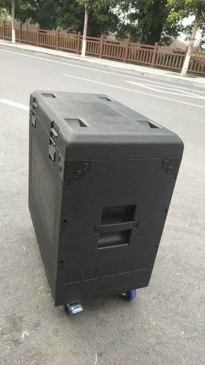 2025新款舞台灯光PE塑料航空箱295光束