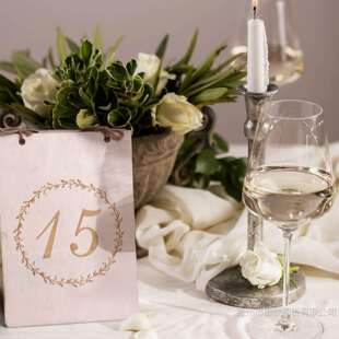 婚礼餐桌标牌数字标牌宴会餐桌数字标示牌简约木质席位卡桌面装饰