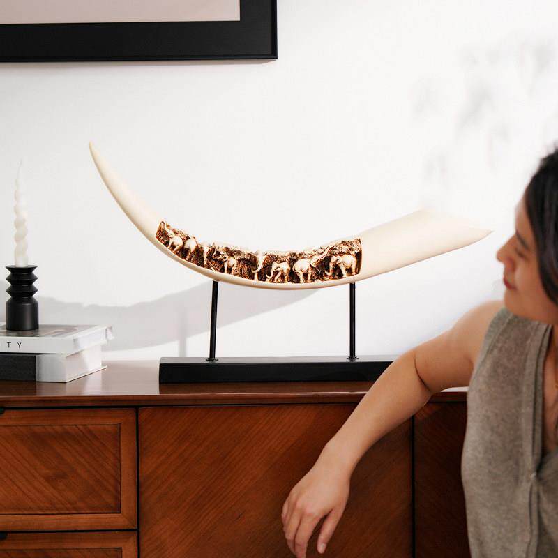 新中式创意树脂摆饰雕刻牛角装饰品大象工艺礼品摆饰书房玄关摆设
