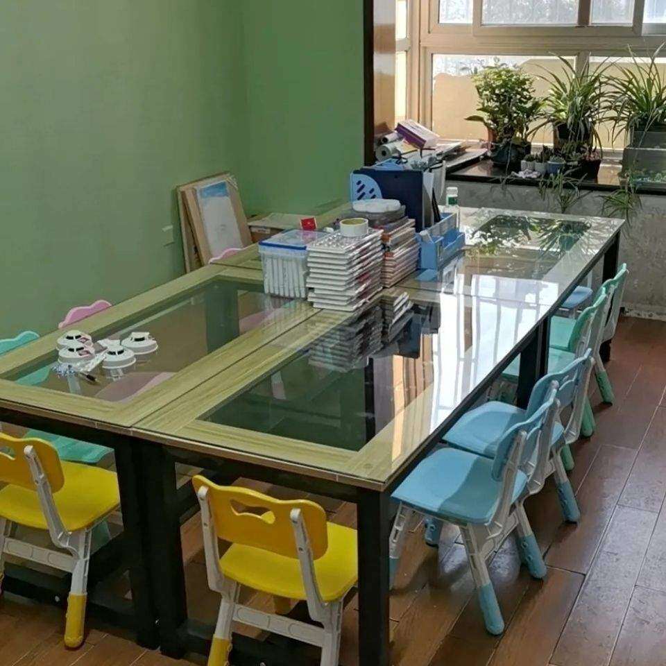 学生绘画桌学习桌培训桌手工书法桌儿童学习桌幼儿园画画桌玻璃桌